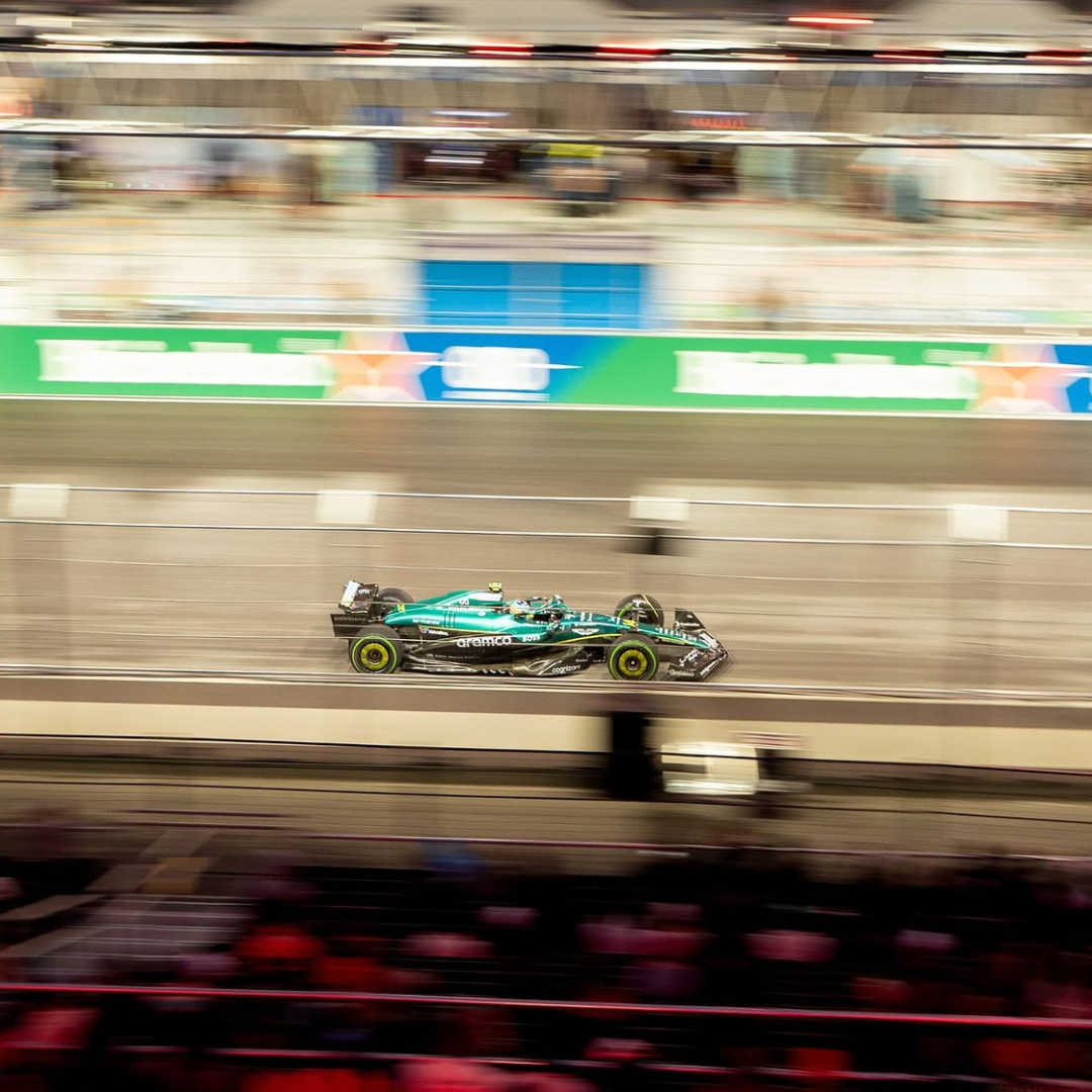 Monoplaza de F1 en el circuito de Las Vegas